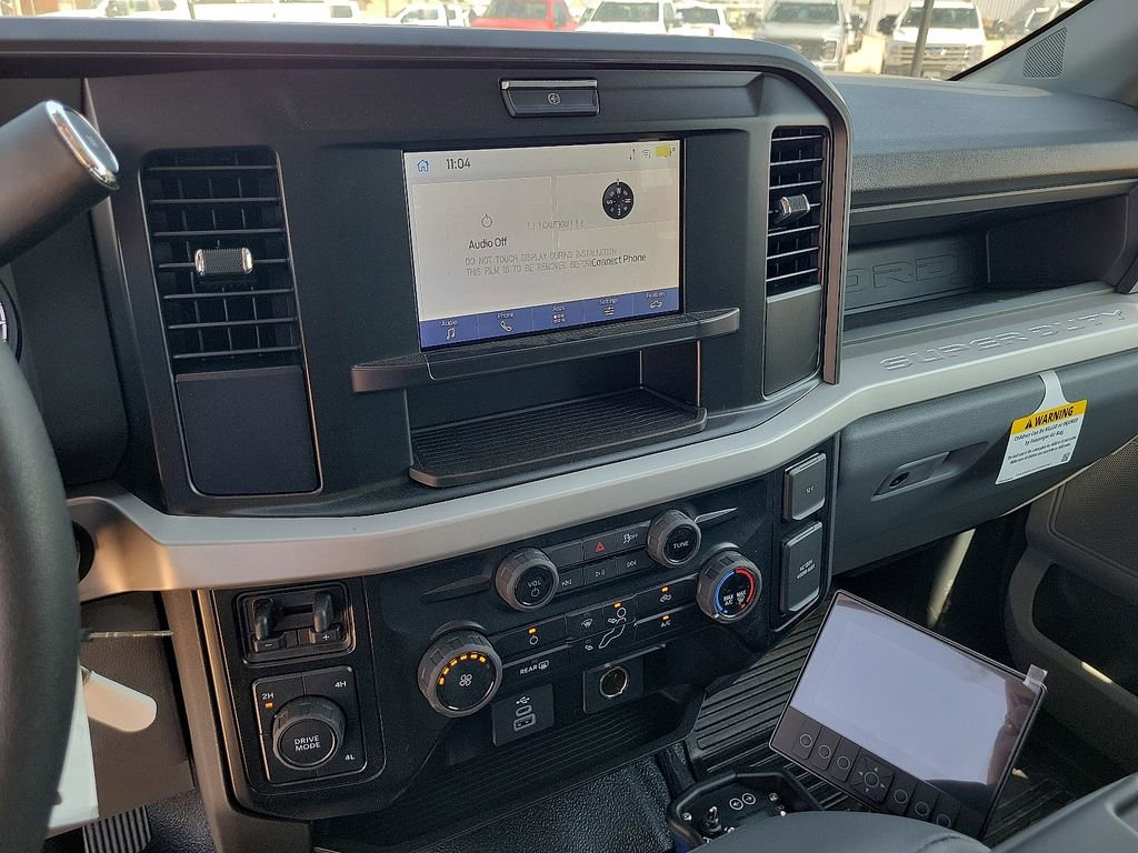 New 2025 Ford F550 4x4 SuperCab Super Duty image 24