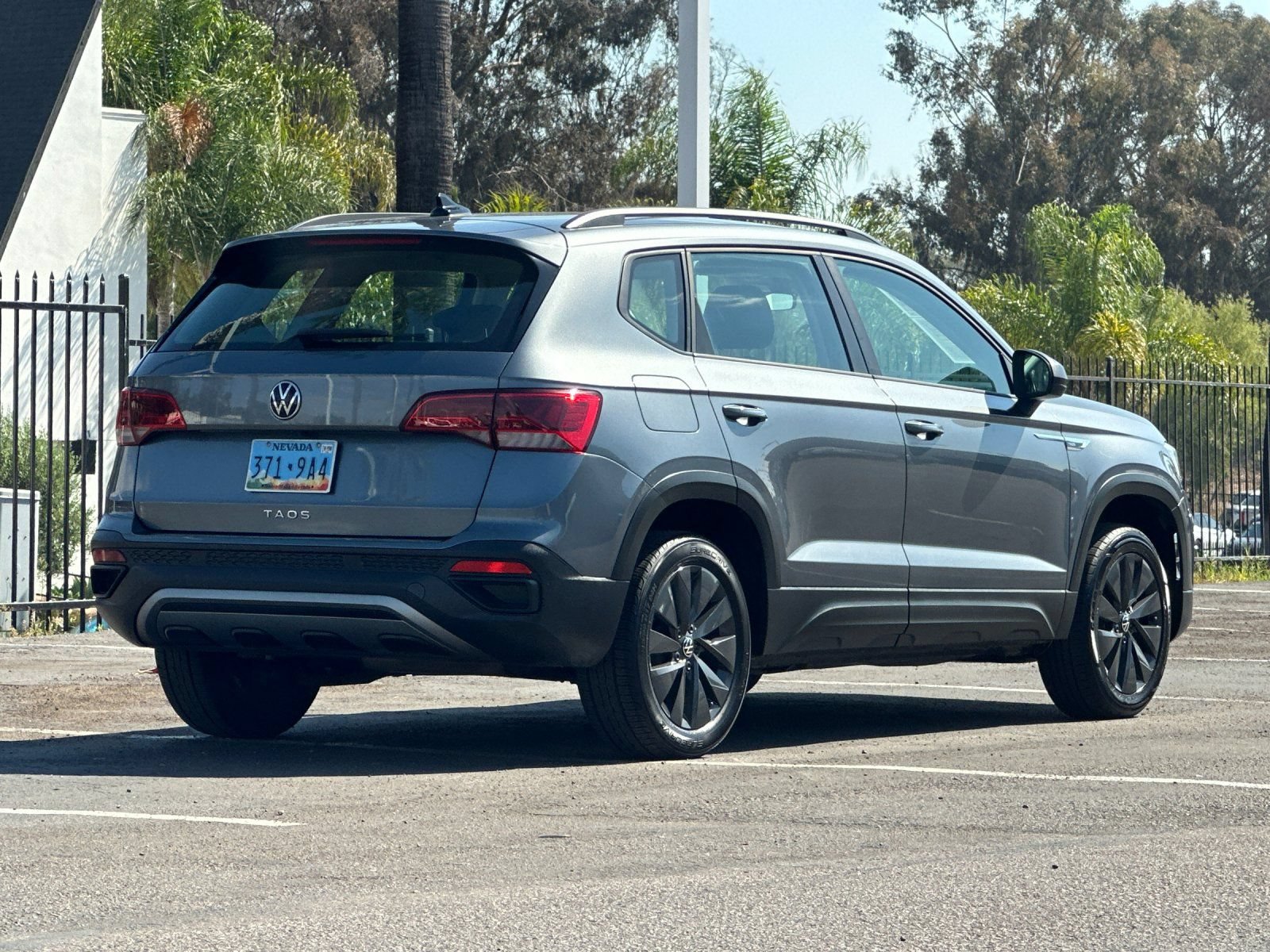 Used 2024 Volkswagen Taos S FWD image 5