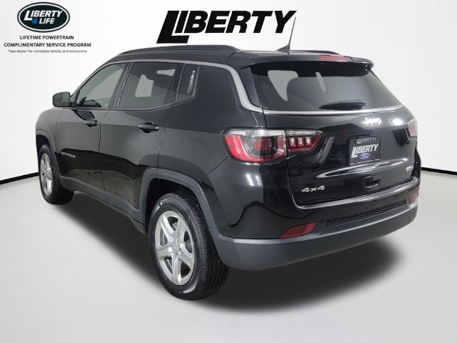 Used 2023 Jeep Compass Latitude w/ Convenience Group AWD/4WD image 5