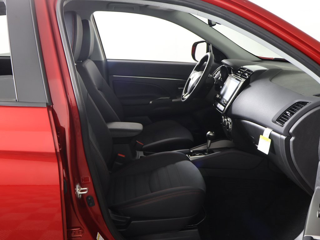 New 2025 Mitsubishi Outlander Sport SE image 24