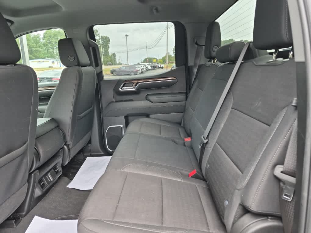 Used 2024 Chevrolet Silverado 1500 LT AWD/4WD image 35