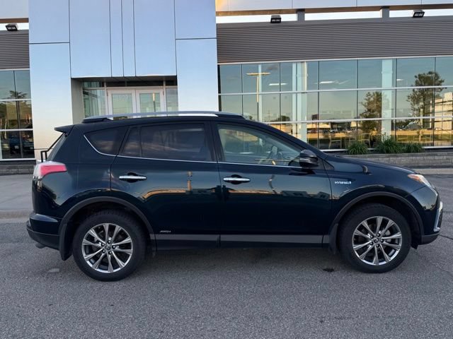Used 2018 Toyota RAV4 Limited AWD/4WD image 36