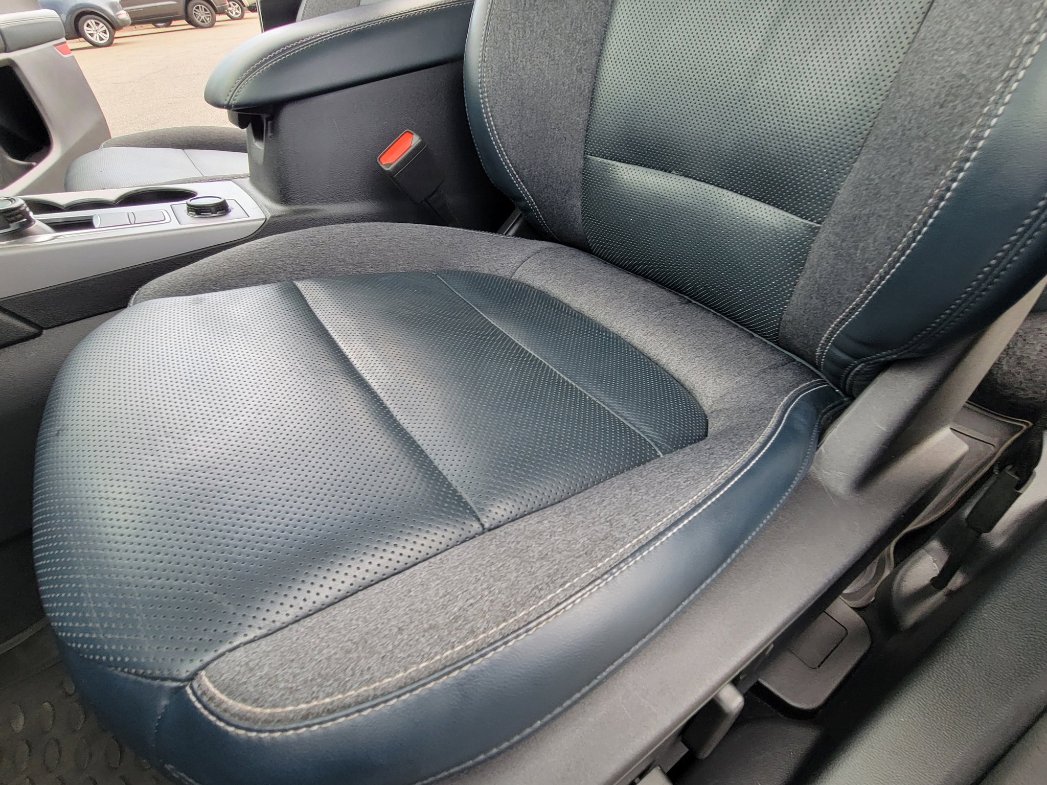 Used 2021 Ford Bronco Sport Outer Banks w/ Outer Banks Package (96D) image 25