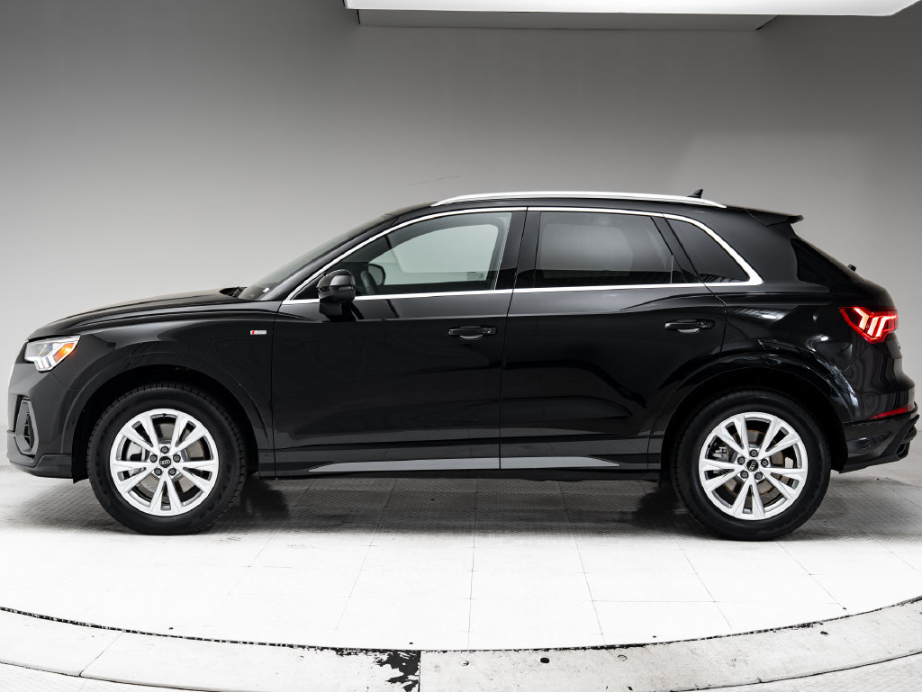 Certified 2025 Audi Q3 2.0T Premium Plus w/ Premium Plus Package AWD/4WD image 2