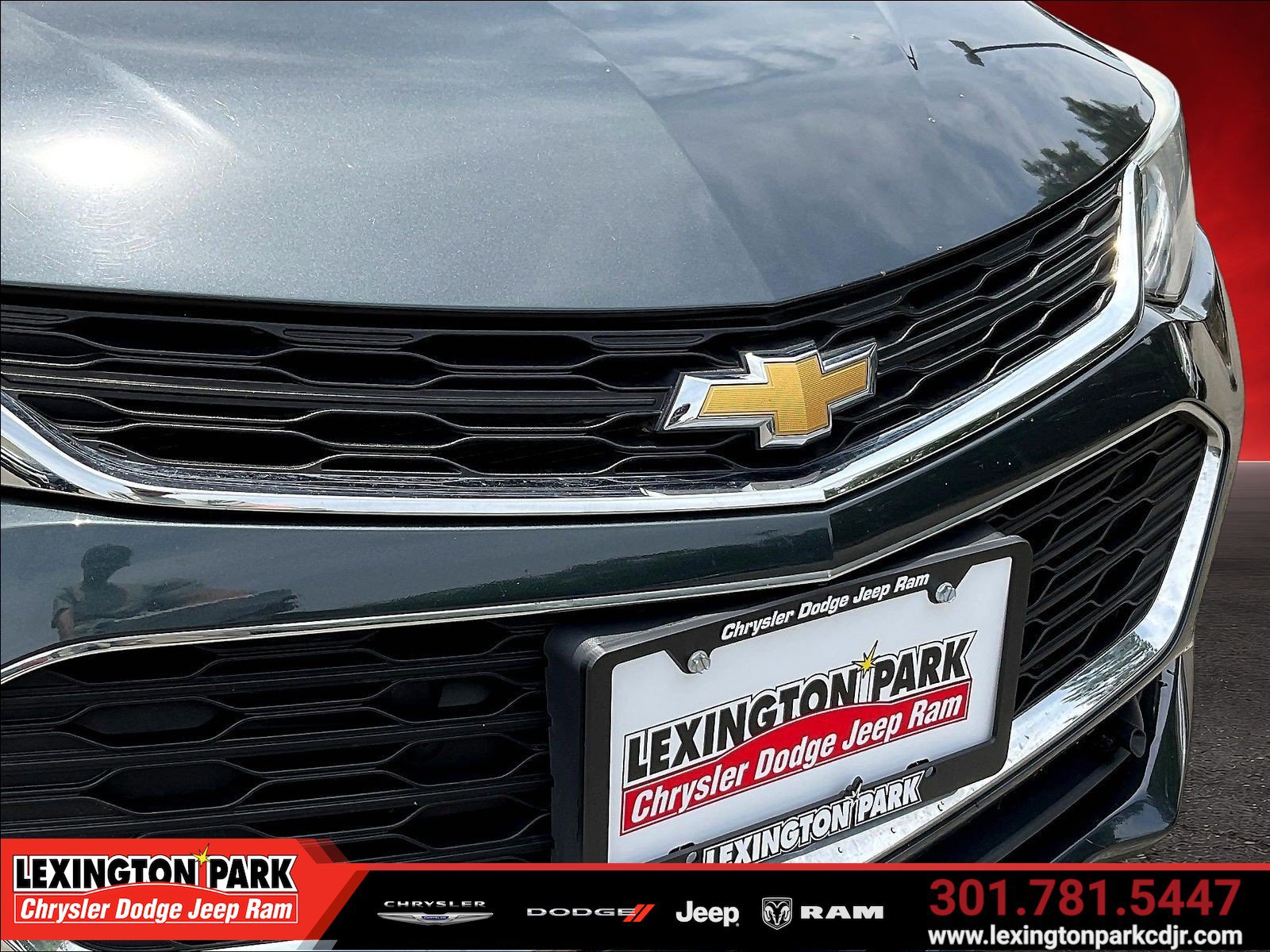 Used 2017 Chevrolet Cruze LT FWD image 32