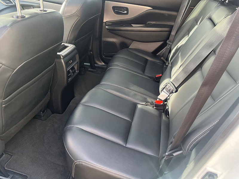 Used 2023 Nissan Murano SV image 19