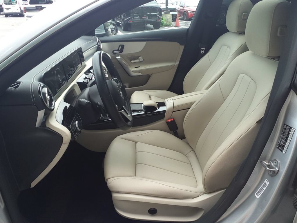 Used 2021 Mercedes-Benz CLA 250 image 16