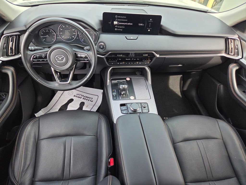 Used 2025 MAZDA CX-70 3.3 Turbo w/ Preferred Package image 9