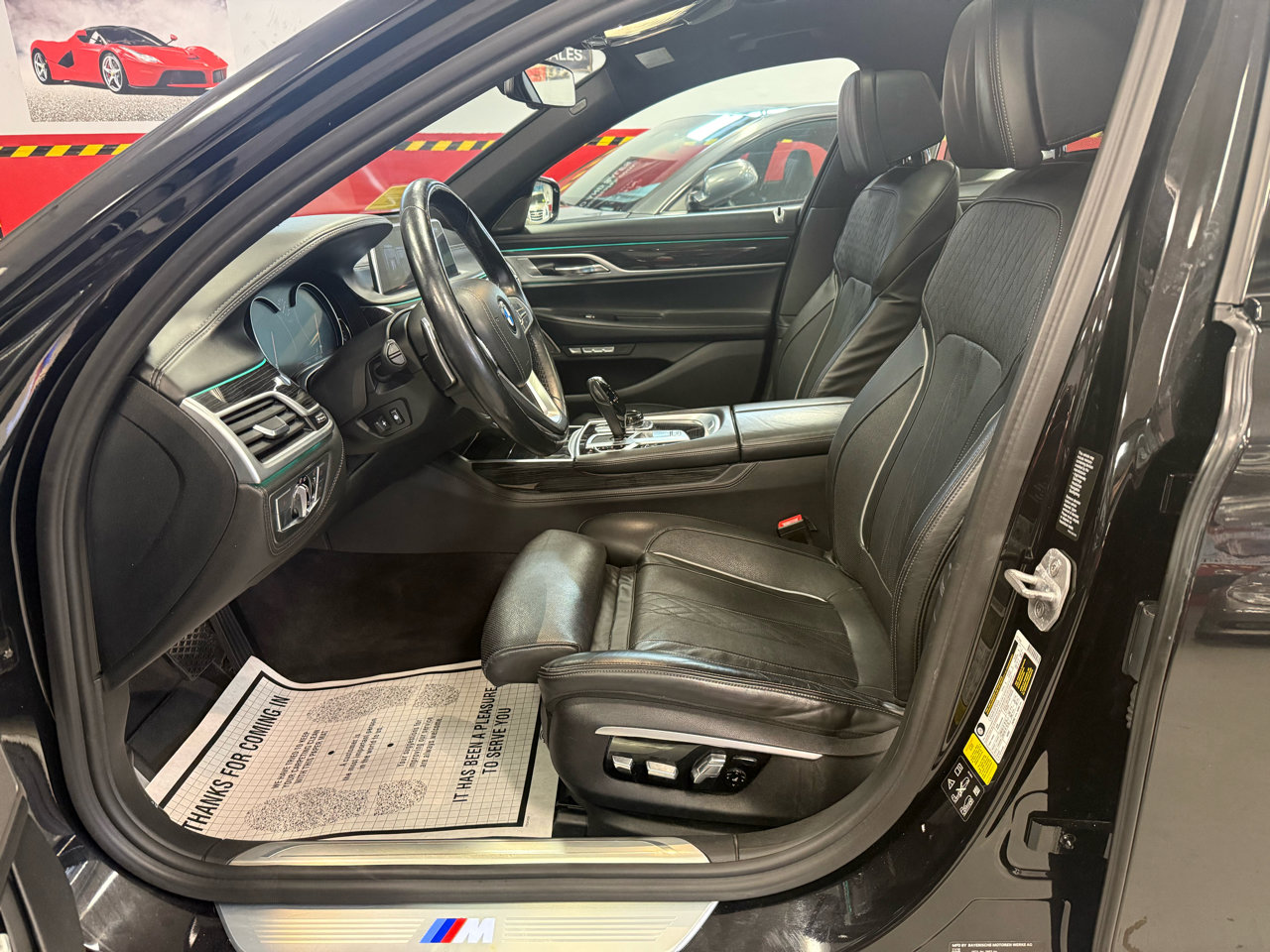 Used 2017 BMW 750i xDrive image 25