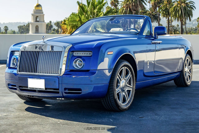 Used 2010 Rolls-Royce Phantom Drophead Coupe RWD image 14