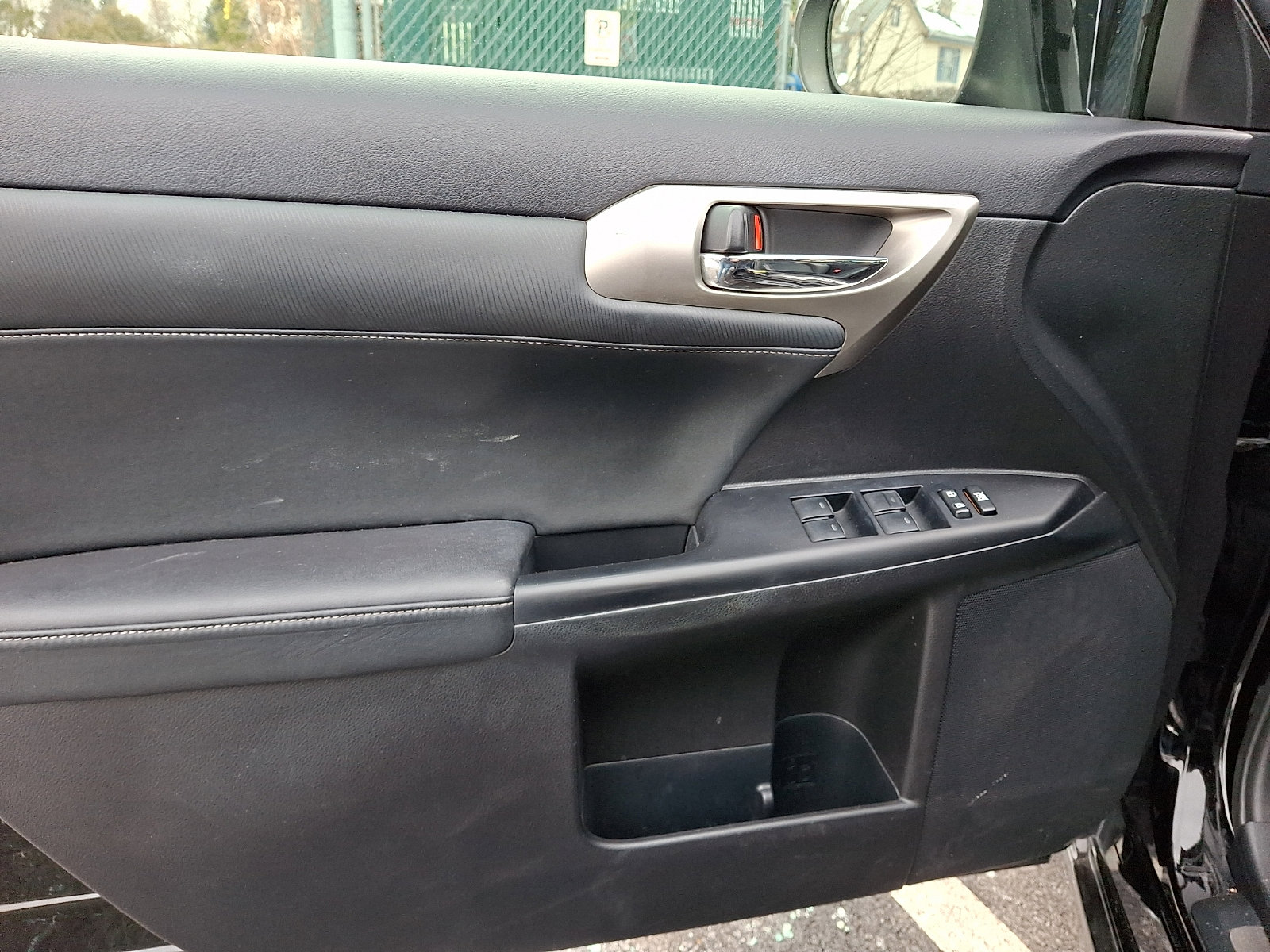 Used 2015 Lexus CT 200h image 12