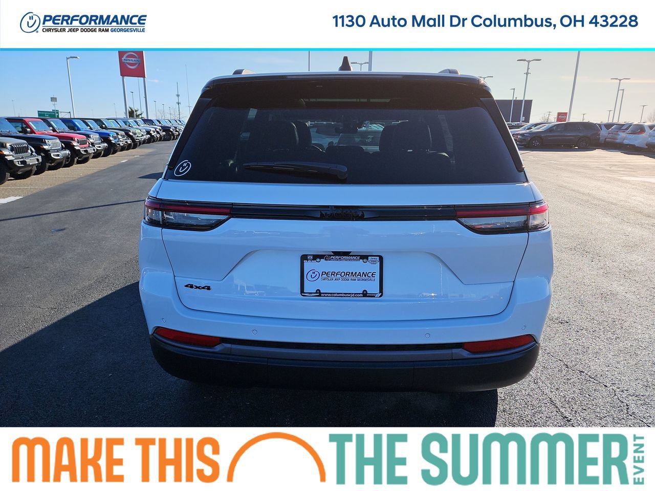 New 2026 Jeep Grand Cherokee Limited w/ Limited Altitude Package AWD/4WD image 6