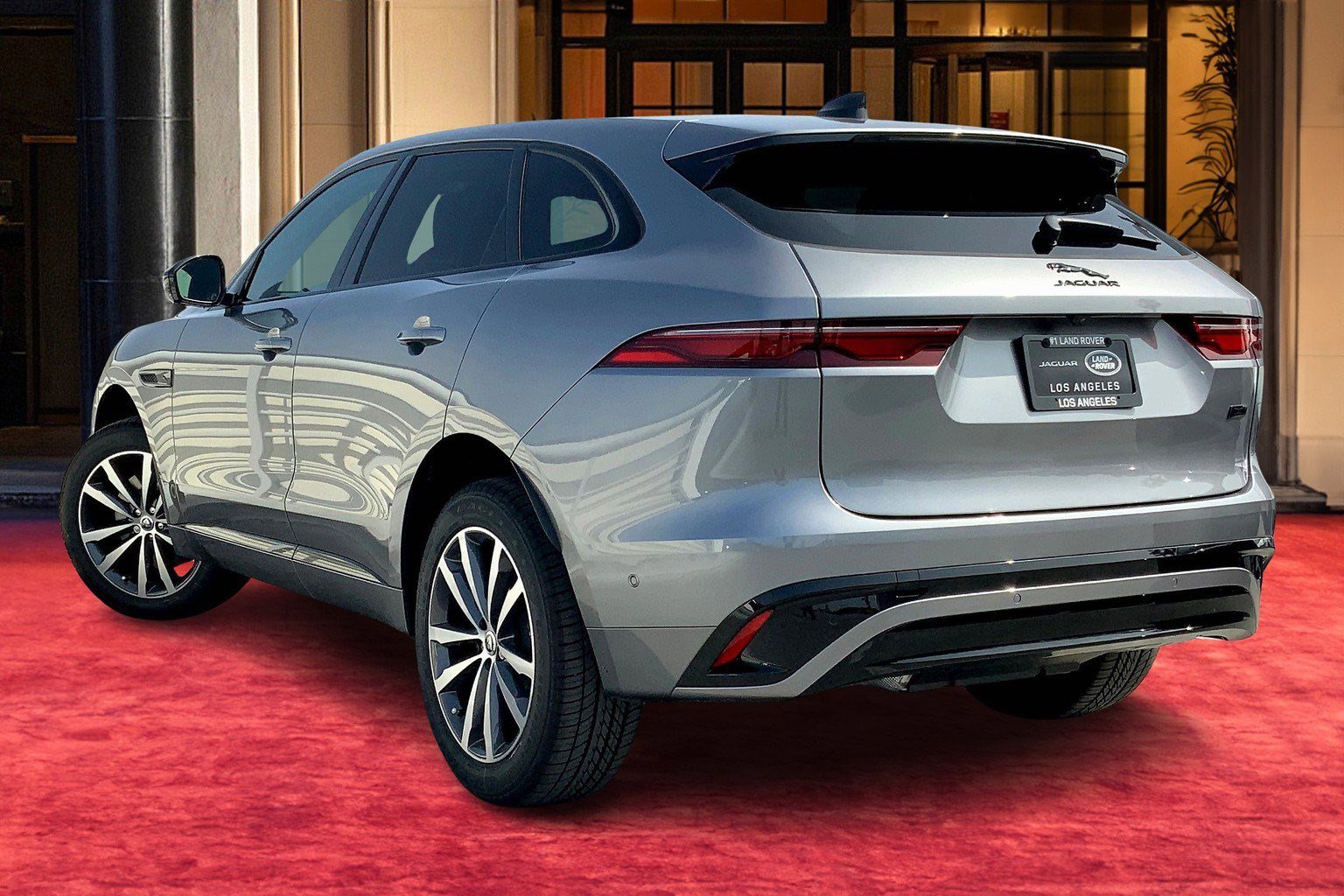 New 2026 Jaguar F-PACE R-Dynamic S image 2