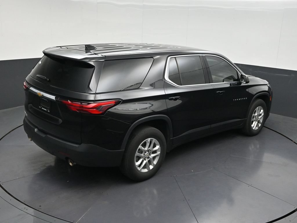 Used 2023 Chevrolet Traverse LS FWD image 20
