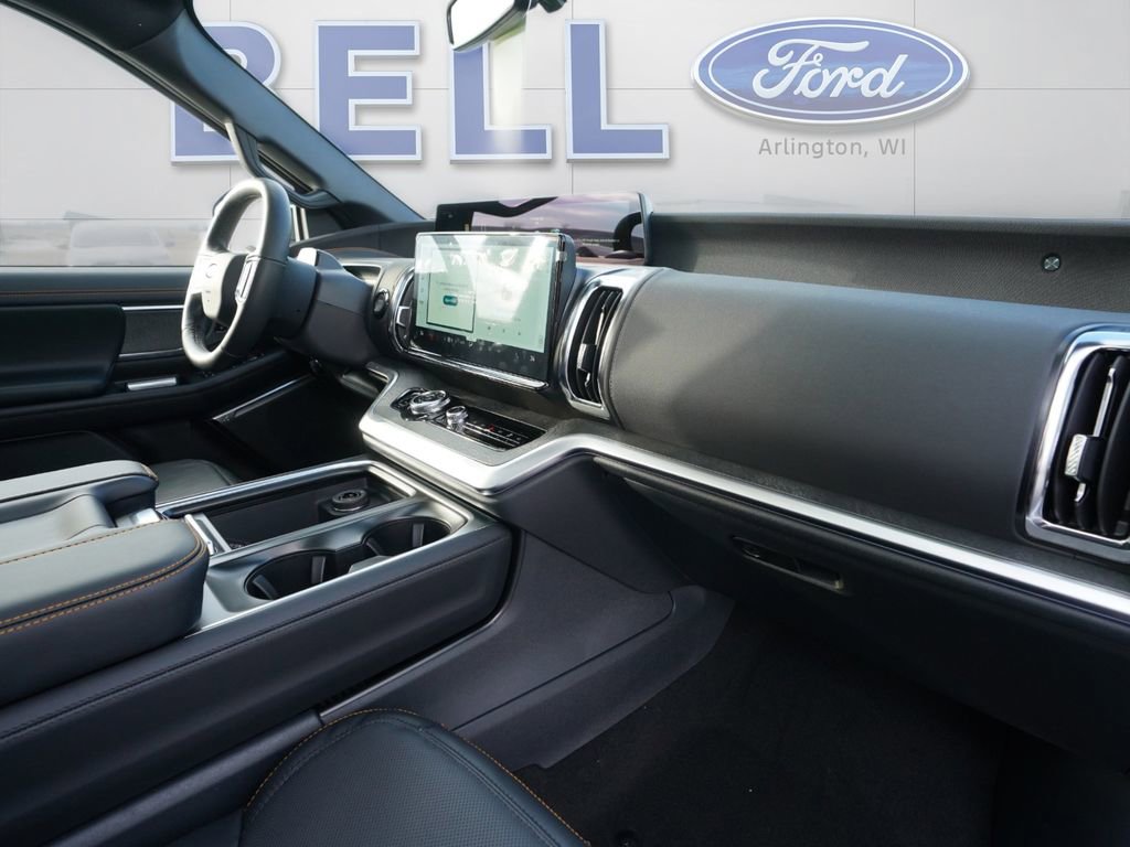 New 2026 Ford Expedition Tremor image 30