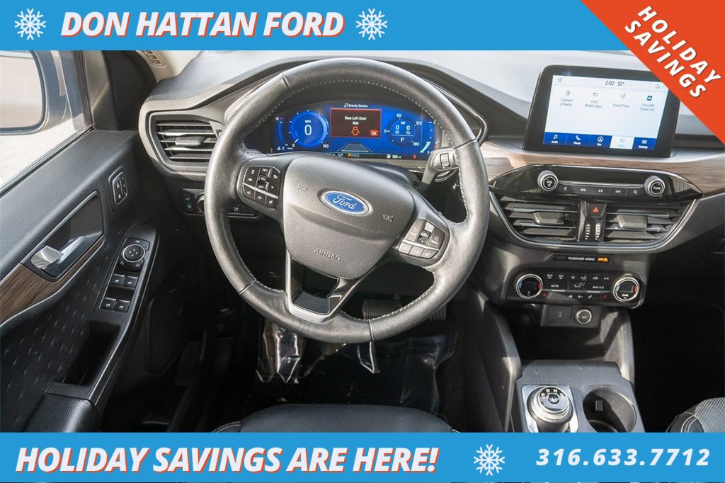 Used 2020 Ford Escape Titanium image 5