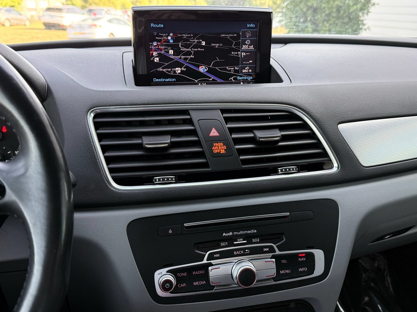 Used 2018 Audi Q3 2.0T Premium FWD image 37