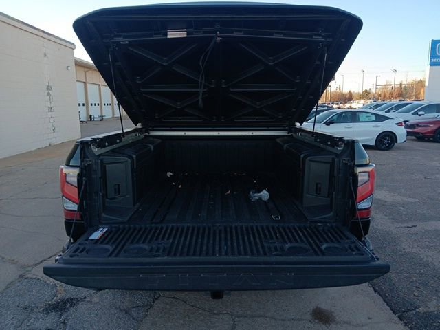 Used 2020 Nissan Titan Platinum Reserve w/ Moonroof Package image 39