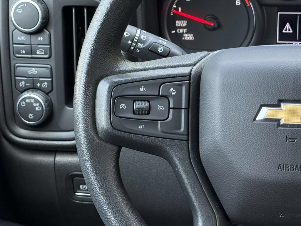 Used 2026 Chevrolet Silverado 1500 Custom AWD/4WD image 21
