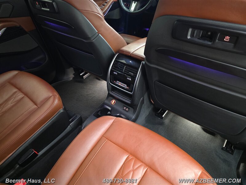 Used 2021 BMW X7 M50i AWD/4WD image 28