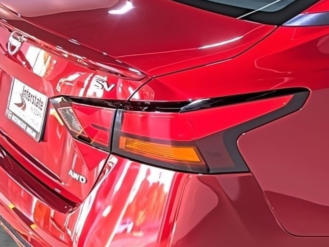 Used 2024 Nissan Altima 2.5 SV w/ SV Premium Package image 13