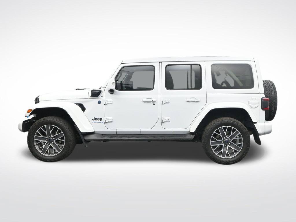 Used 2024 Jeep Wrangler High Altitude AWD/4WD image 9