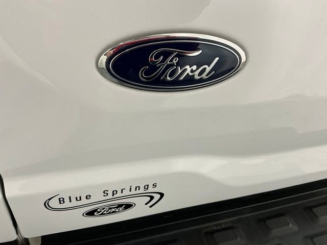 Used 2023 Ford F150 Lightning Lariat image 6