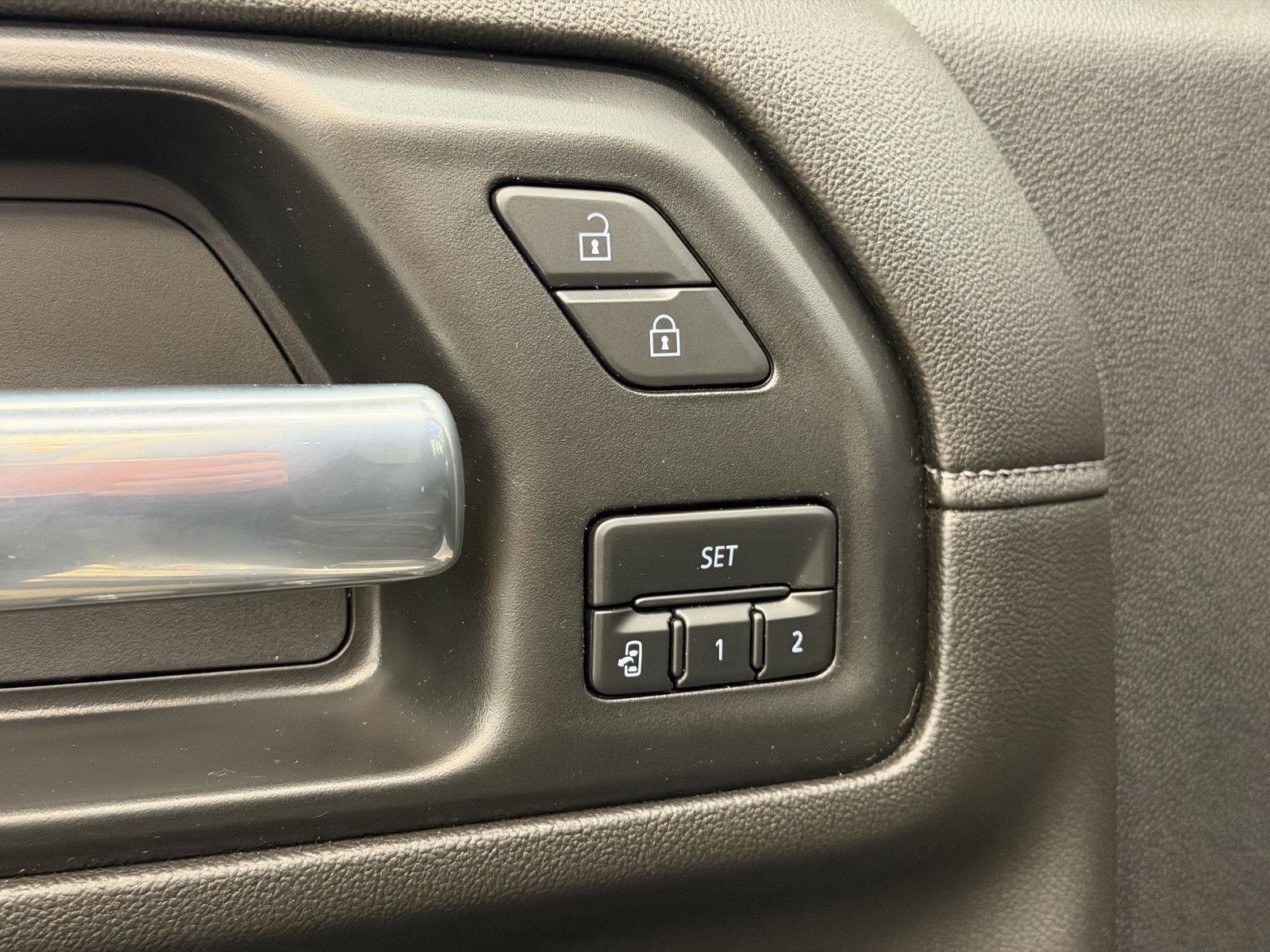 Certified 2021 GMC Sierra 3500 Denali w/ Denali Ultimate Package image 71