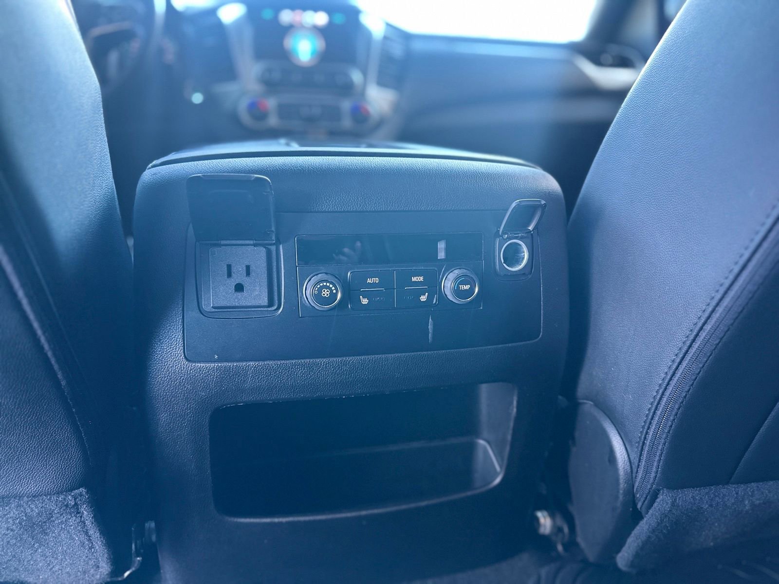 Used 2018 Chevrolet Tahoe LT w/ Texas Edition Package image 29