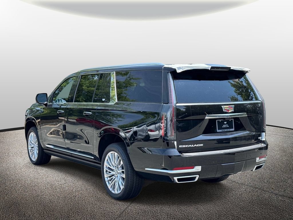 New 2026 Cadillac Escalade ESV Luxury w/ Touring Package AWD/4WD image 4
