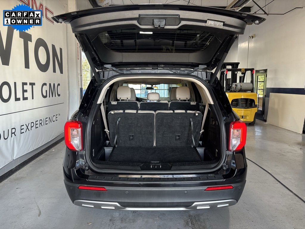 Used 2023 Ford Explorer XLT w/ Equipment Group 202A image 33