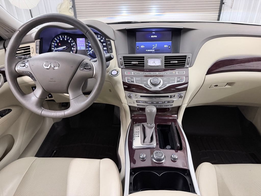 Used 2019 INFINITI Q70 L 3.7 RWD image 23