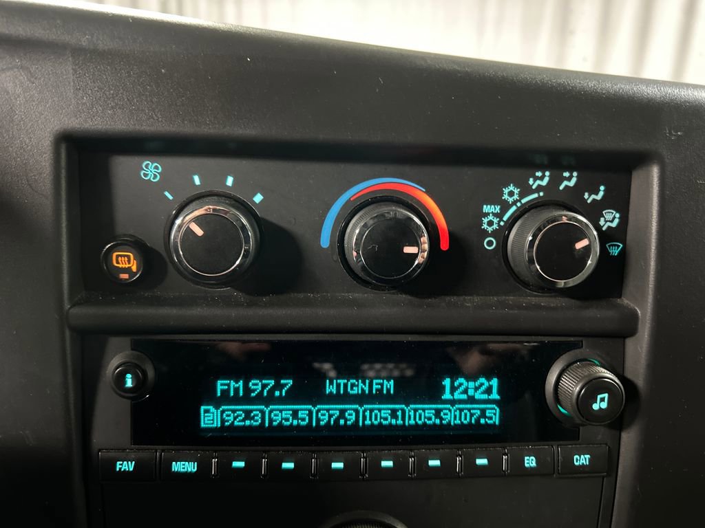 Used 2024 GMC Savana 2500 w/ Driver Convenience Package image 18