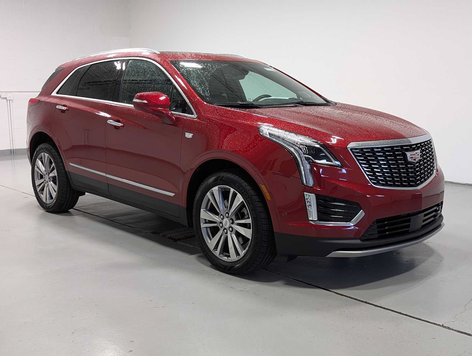 Certified 2023 Cadillac XT5 Premium Luxury w/ Technology Package AWD/4WD image 6