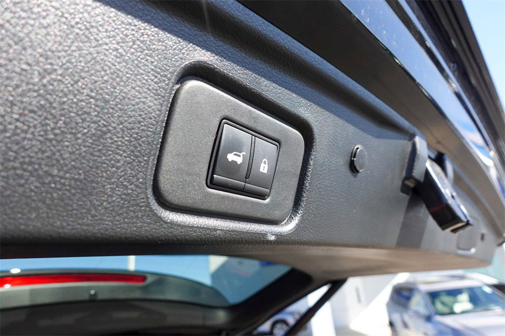 Used 2025 Nissan Pathfinder Rock Creek image 31