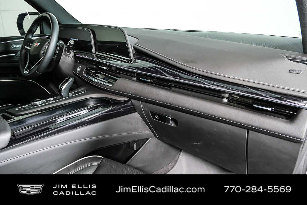 Used 2024 Cadillac Escalade Sport w/ LPO, ONYX Package image 26