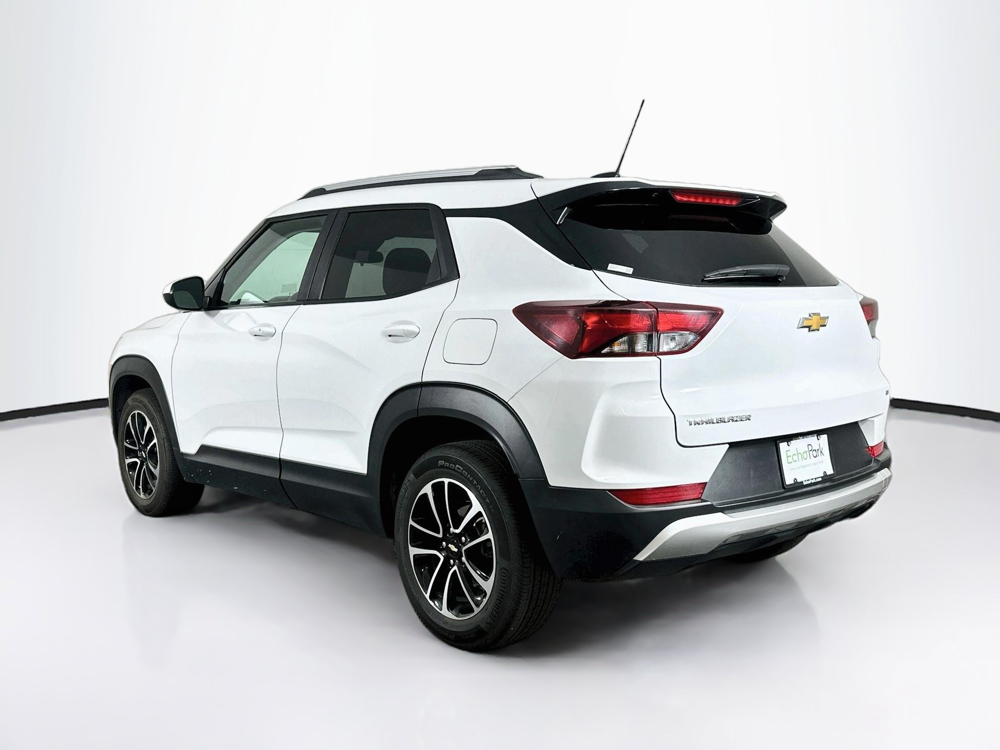 Used 2025 Chevrolet TrailBlazer LT FWD image 5
