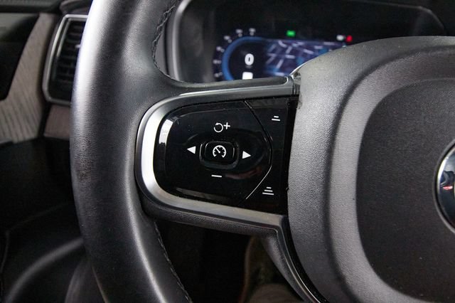 Used 2023 Volvo XC90 B6 Ultimate w/ Protection Package Premier AWD/4WD image 17
