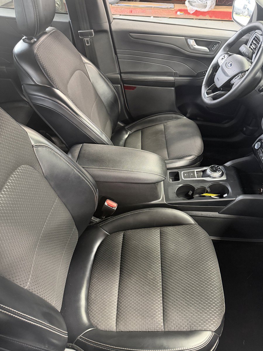 Used 2023 Ford Escape SE FWD image 24