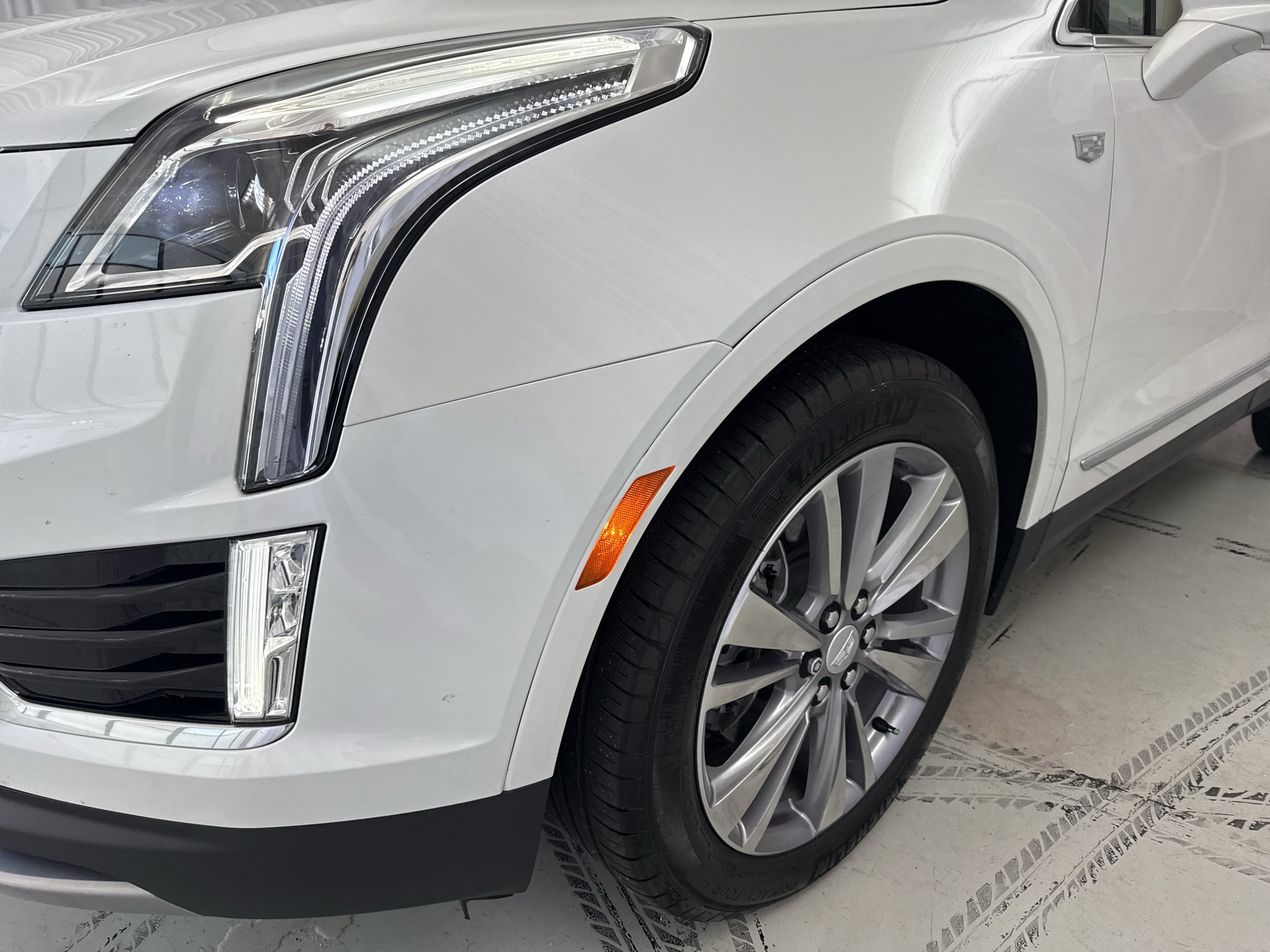 Used 2024 Cadillac XT5 Premium Luxury FWD image 42