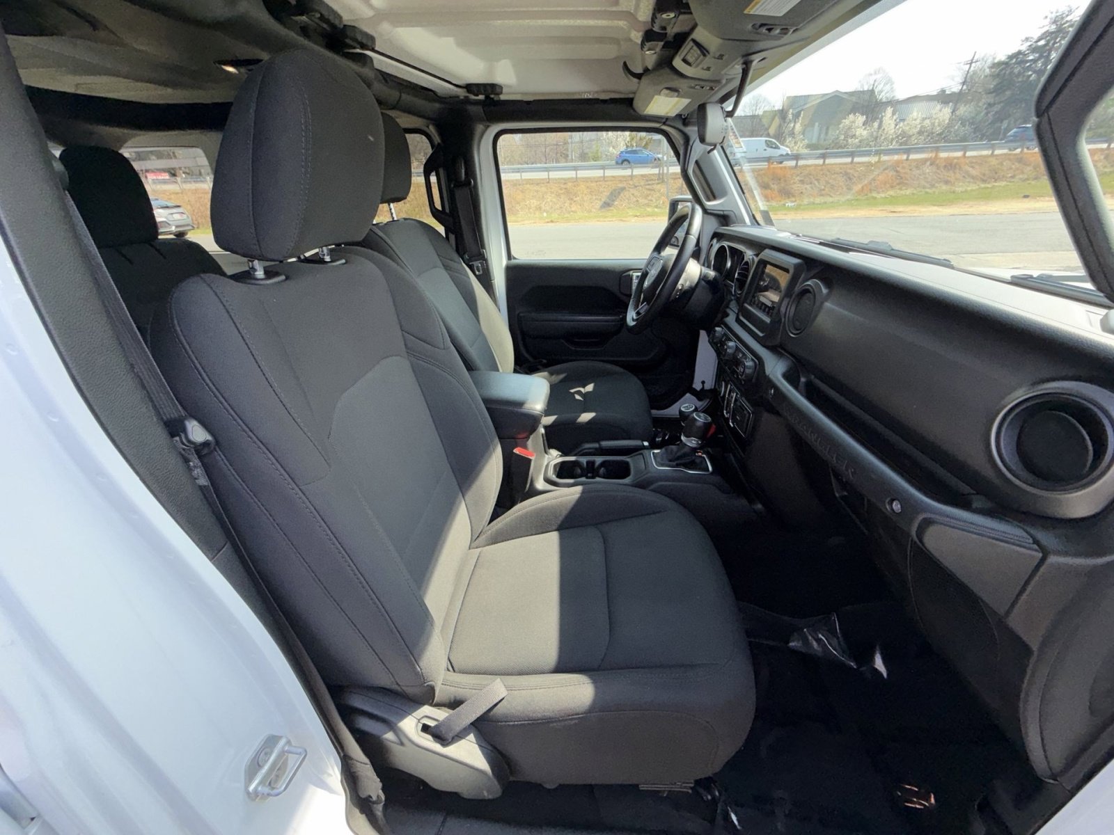 Used 2022 Jeep Wrangler Unlimited Sport image 25