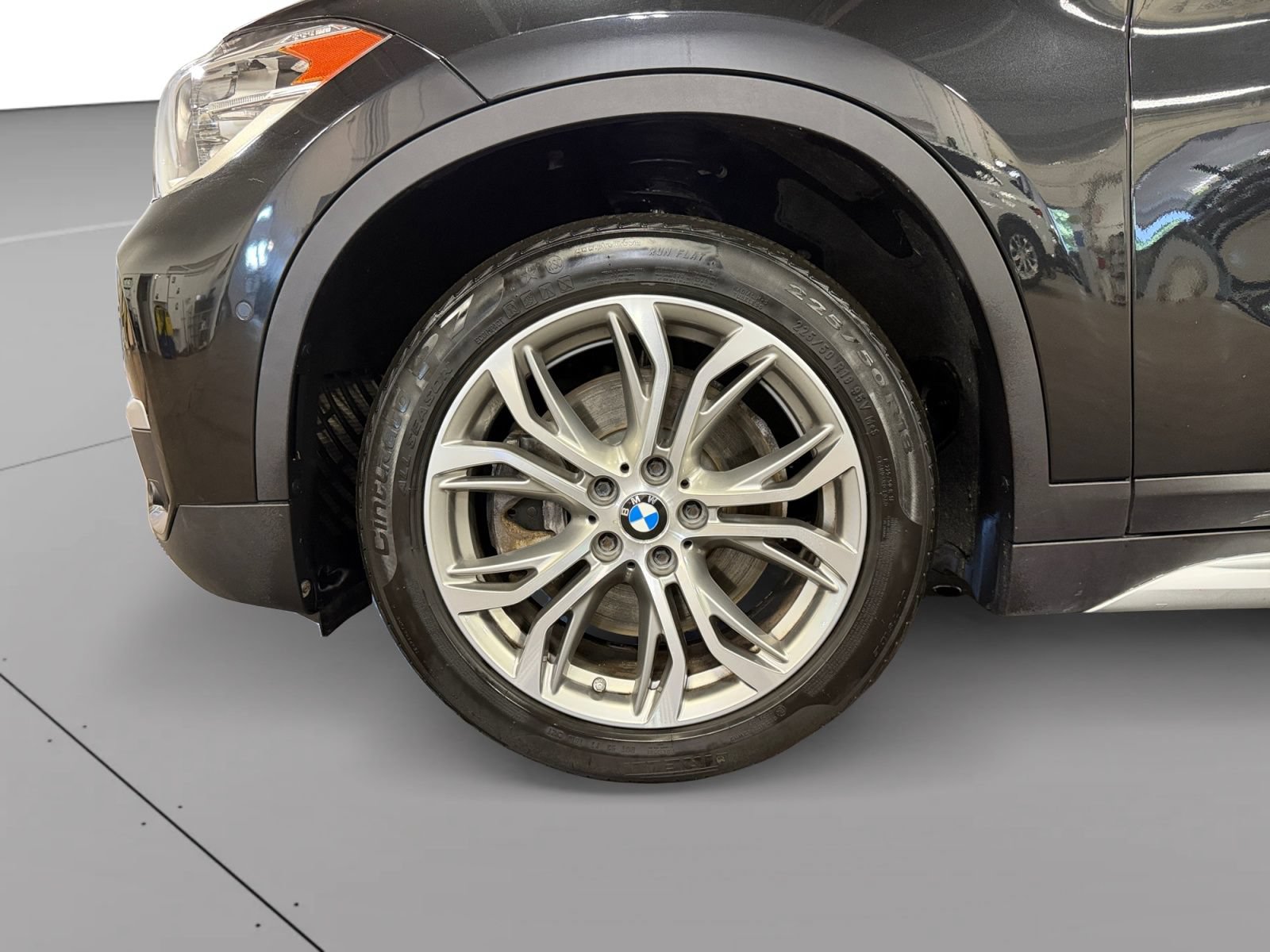Used 2017 BMW X1 xDrive28i w/ Premium Package AWD/4WD image 12