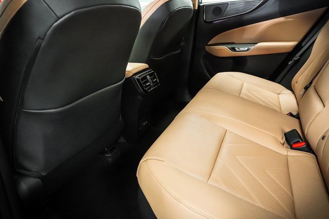 Used 2024 Lexus NX 300h AWD w/ Luxury Package image 21