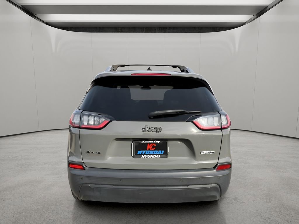 Used 2020 Jeep Cherokee Latitude Plus image 4