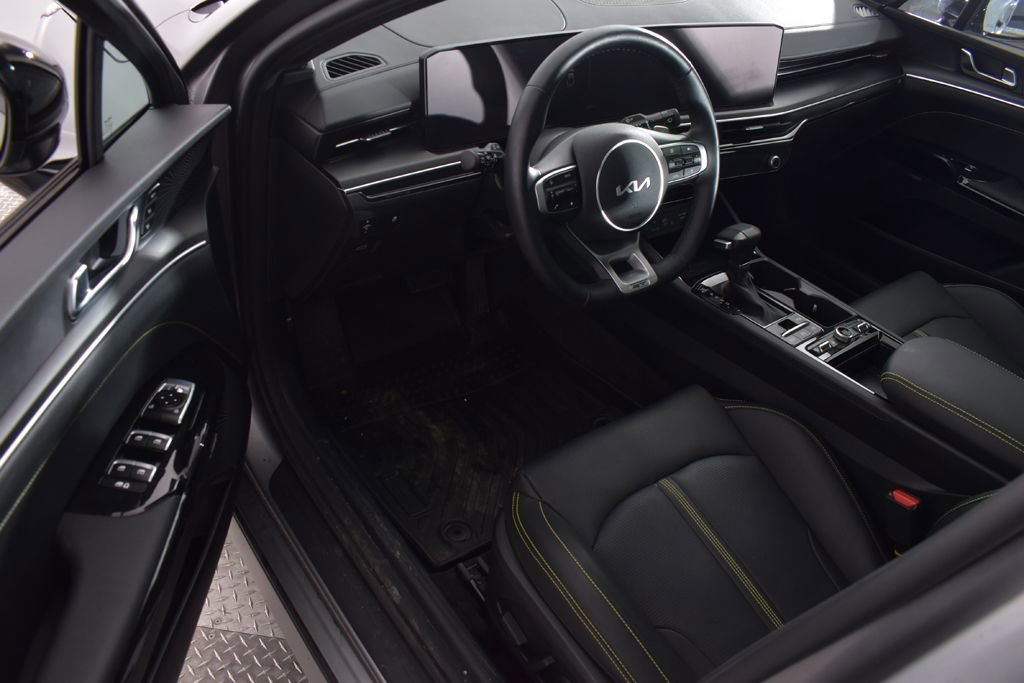 Used 2025 Kia K5 GT w/ GT1 Package image 9