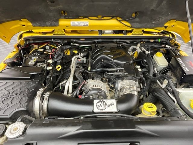 Used 2015 Jeep Wrangler Rubicon w/ Connectivity Group image 28