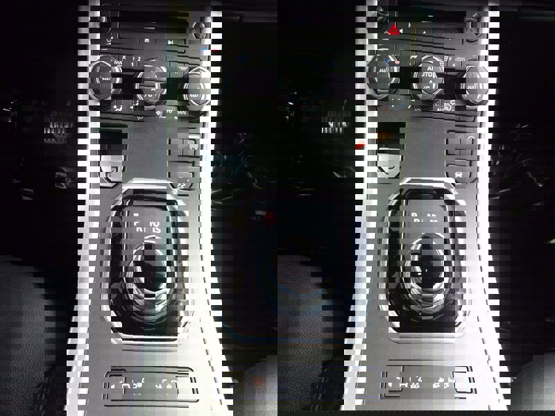 Used 2014 Land Rover Range Rover Evoque Pure Premium image 17