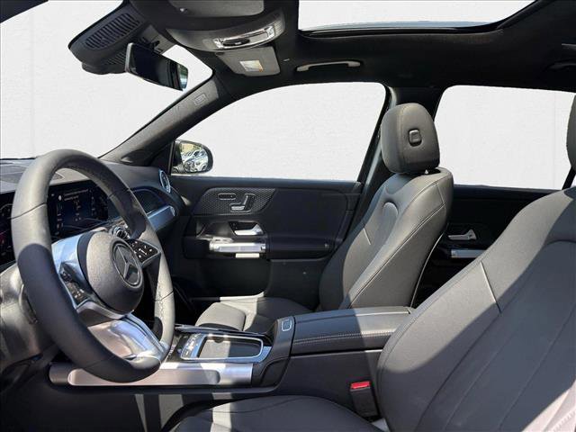 New 2025 Mercedes-Benz GLB 250 image 14