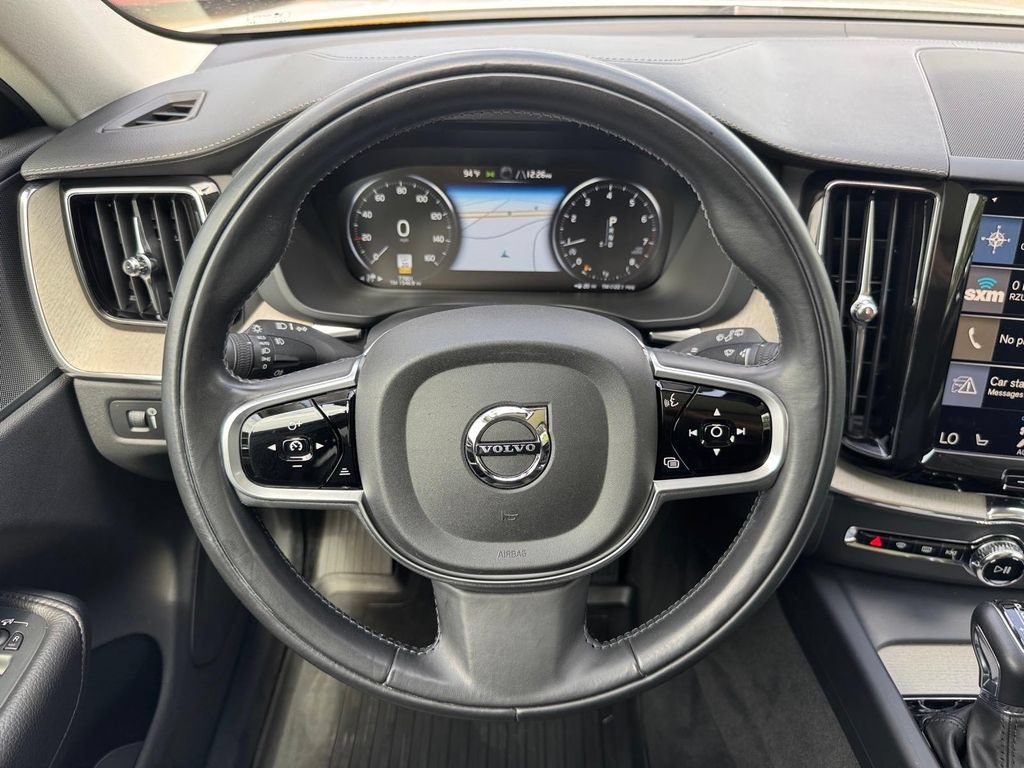 Used 2018 Volvo XC60 T5 Inscription w/ Convenience Package AWD/4WD image 11