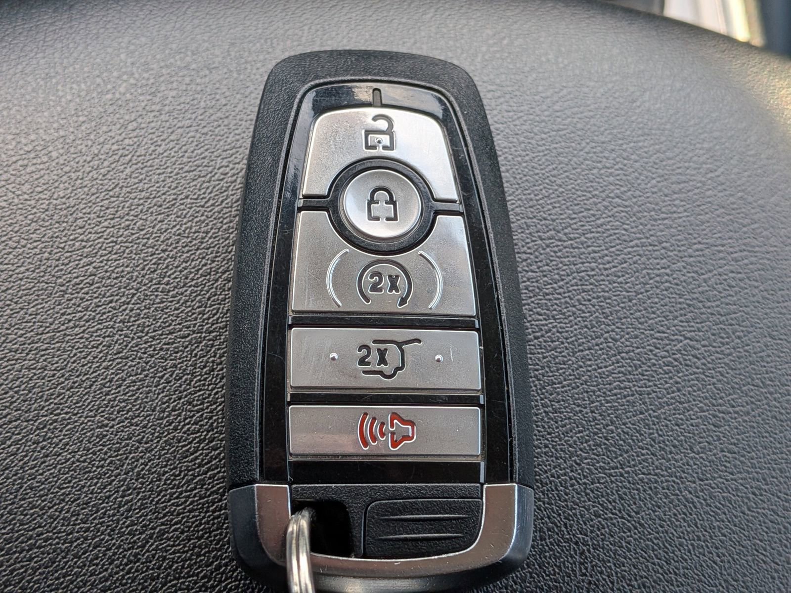 Certified 2024 Ford Edge SEL w/ Convenience Package image 33